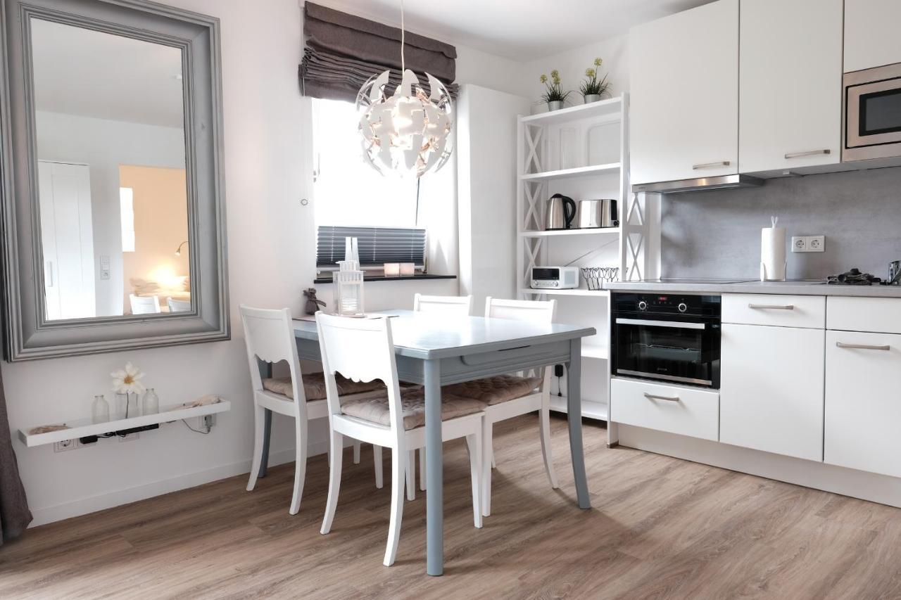 Fewo1846 Strandresidenz Wassersleben - Muschelnest - Stilvolles Studioapartment Mit Balkon Харисле Екстериор снимка